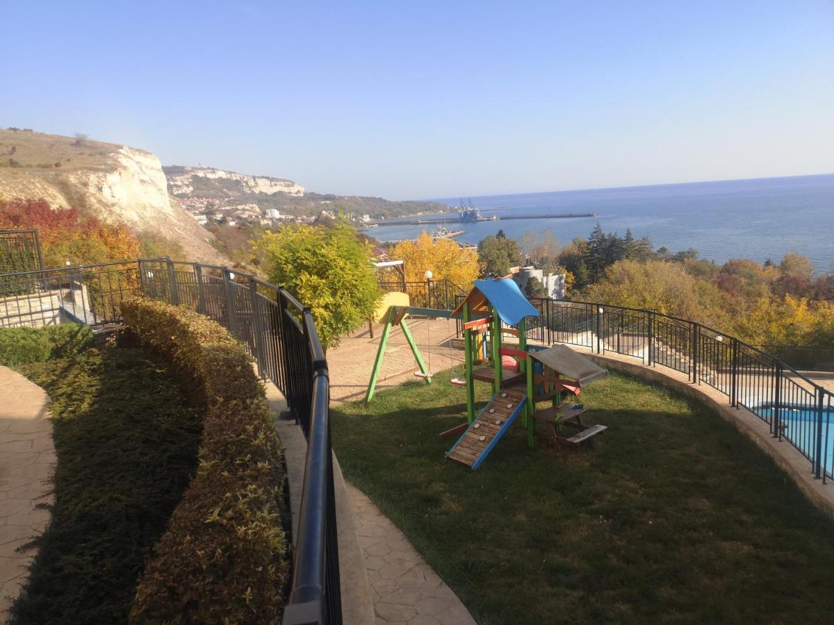 Apartment Queen's View App-9 Free Pool,parking, Fitness & Sea View Baltschik
