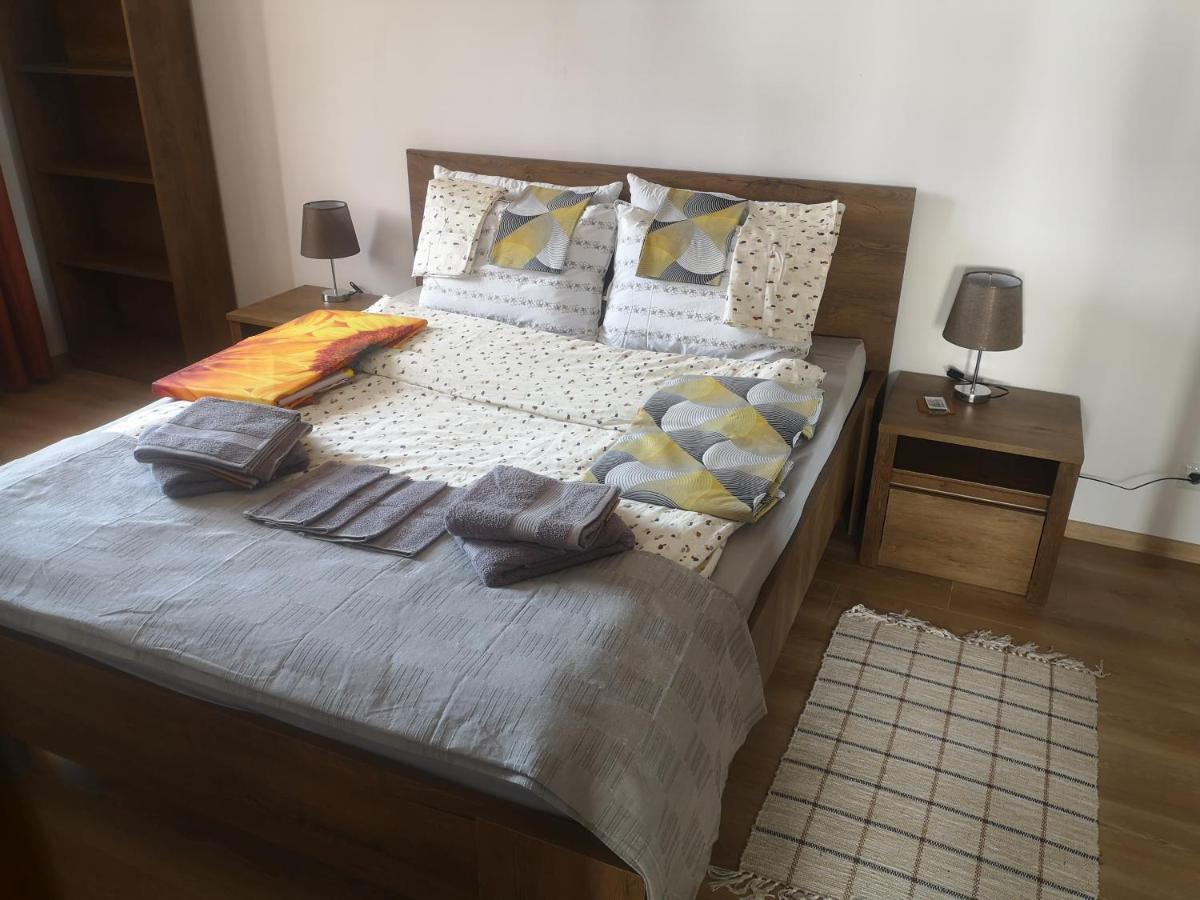 Апартамент Queen's View App-9 Free Pool,parking, Fitness & Sea View *