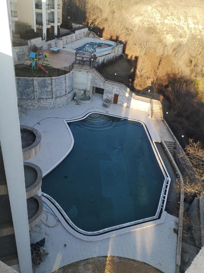 Апартамент Queen's View App-9 Free Pool,parking, Fitness & Sea View